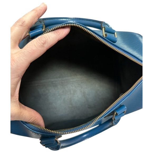 LOUIS VUITTON Speedy 30 Blue Epi Leather Boston Hand Bag Purse - Picture 6 of 15